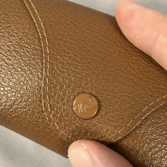 Ray-Ban Wayfarer Sunglasses Mens Size 54 Black Green Lenses Italy Case - Picture 9 of 16